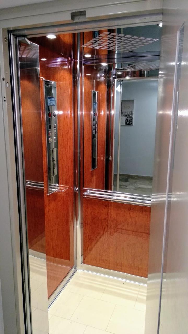 Argiropouloi Hotel ปาราลีอออัสตรอช ภายนอก รูปภาพ